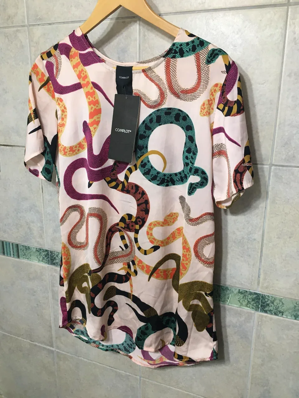 Remera Complot - imagen 1