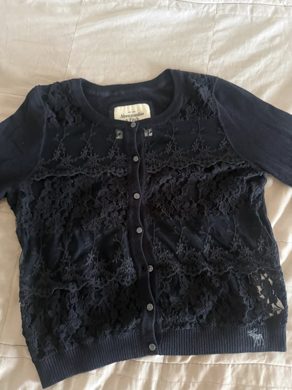Abercrombie & Fitch · Talle L