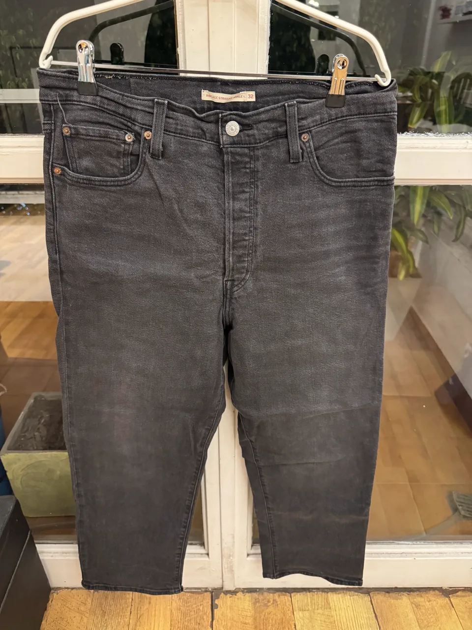 Jean Levi's - imagen 1