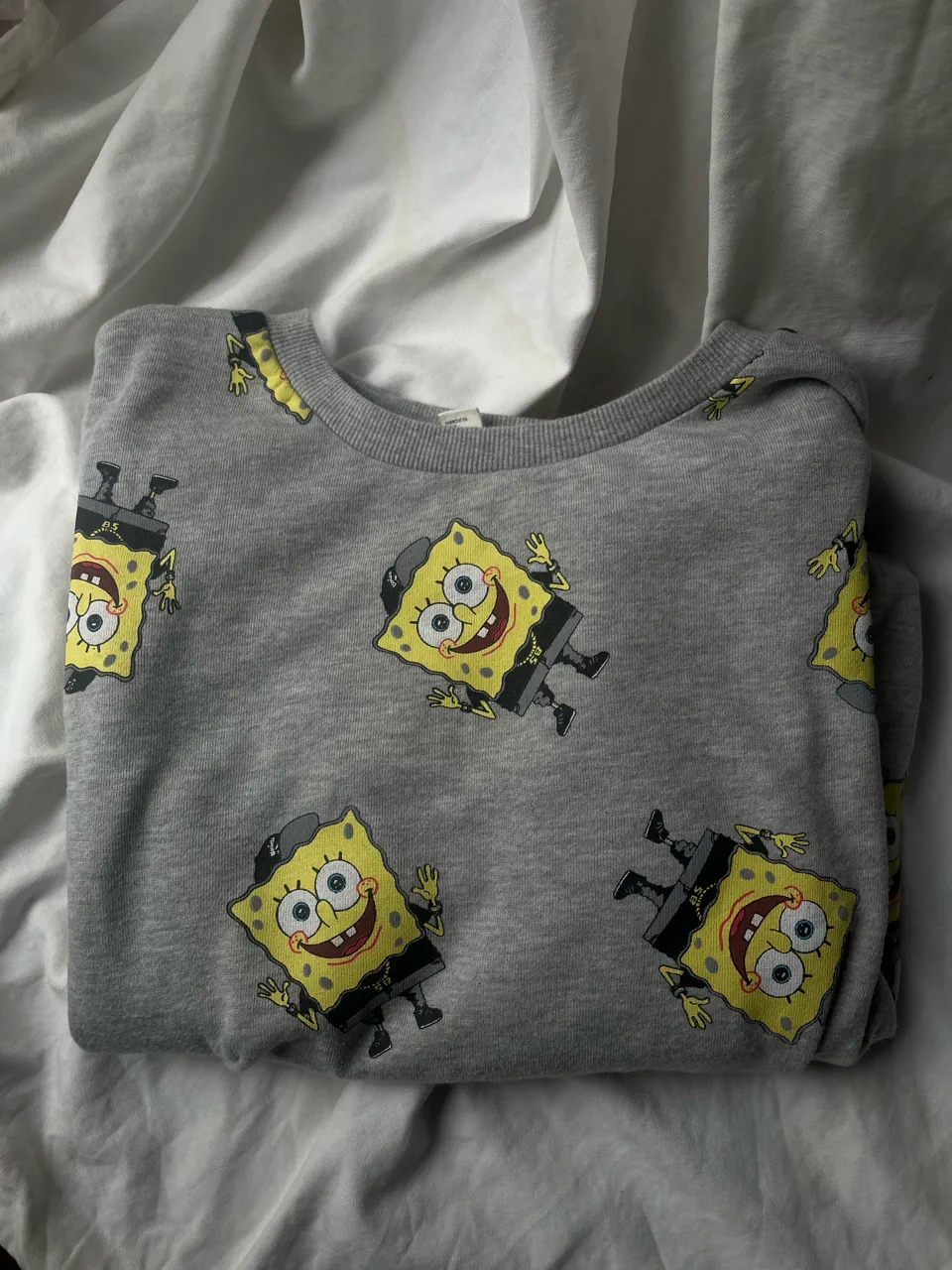 Buzo Forever 21 · Talle M