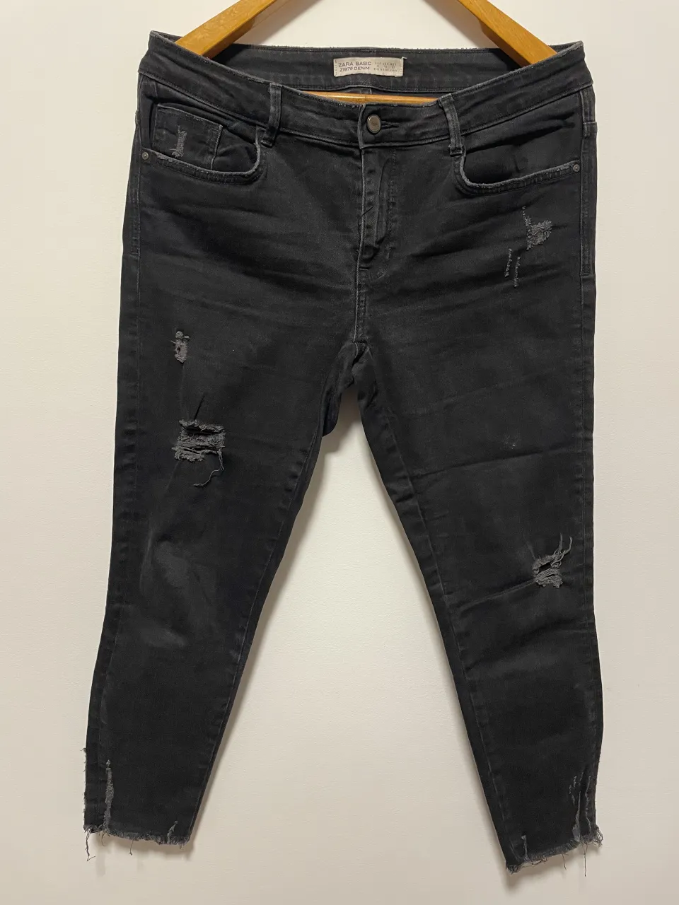 Zara · Talle EU 42