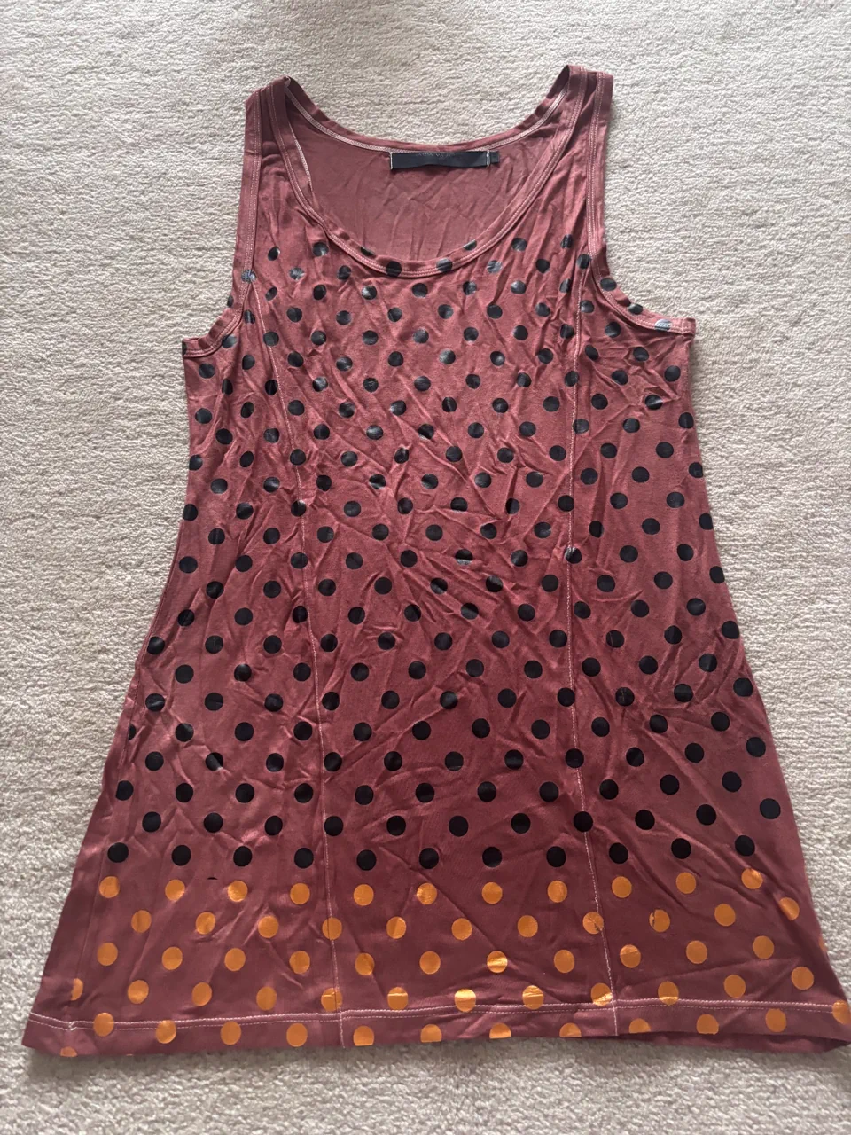 Musculosa Maria Vazquez · Talle L