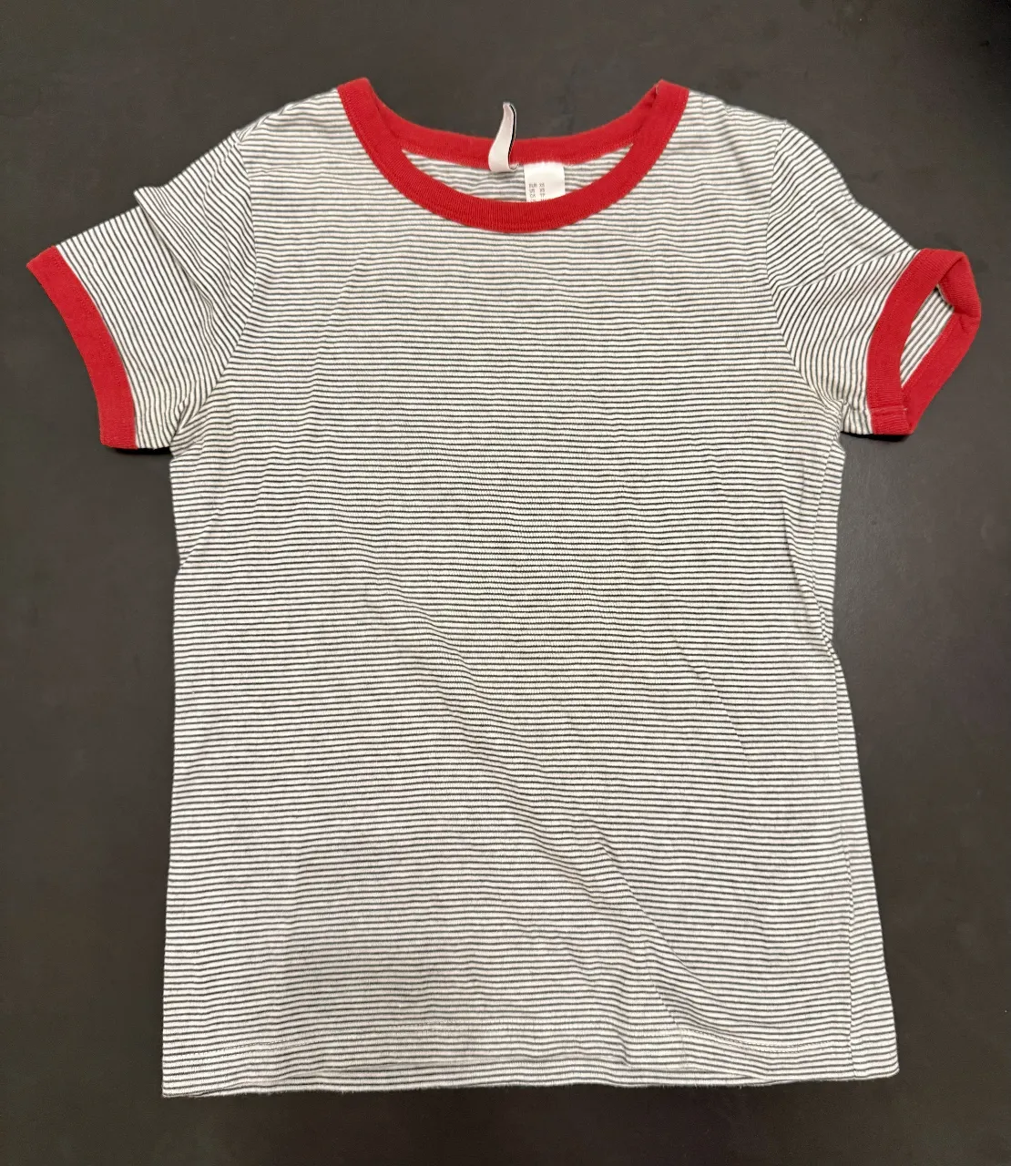 Remera H&M - imagen 1
