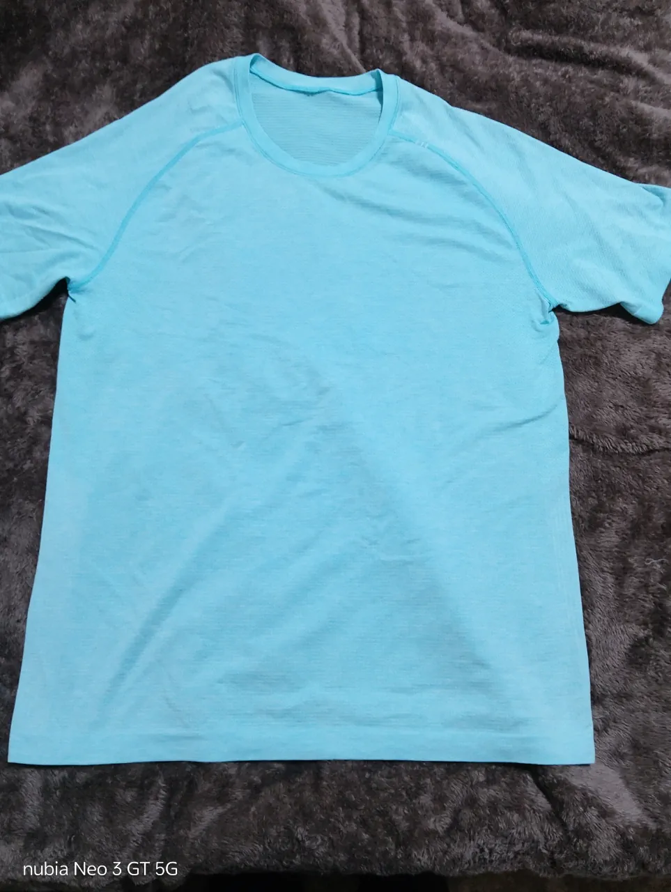 Remera Lululemon · Talle M