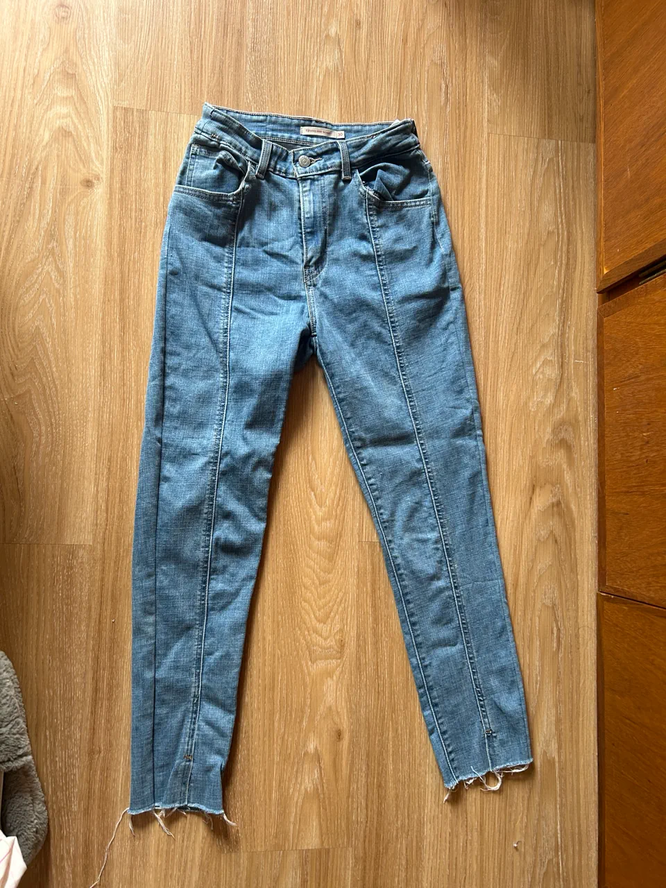 Jean Levi's - imagen 1