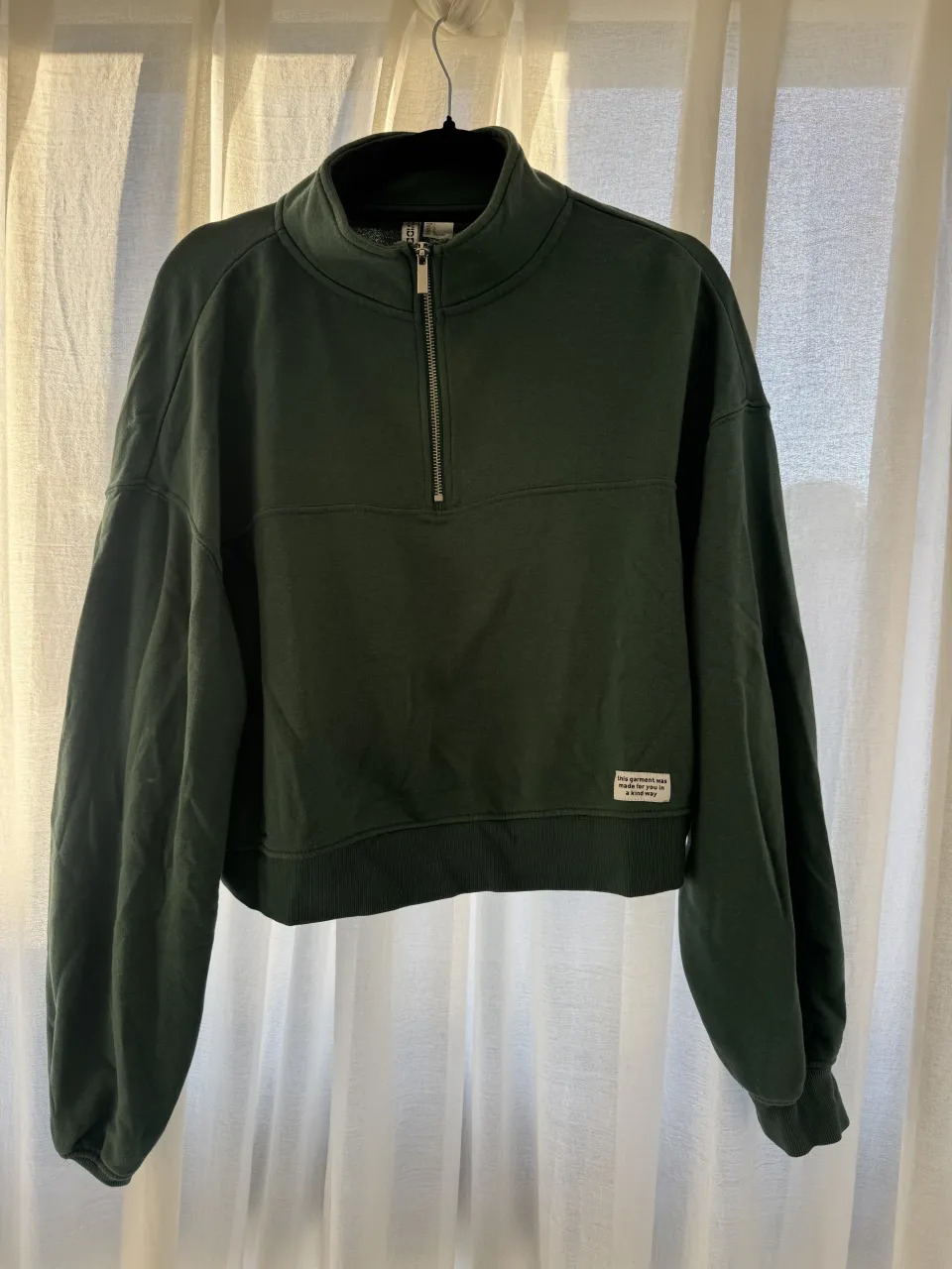 Hym divided · Talle L