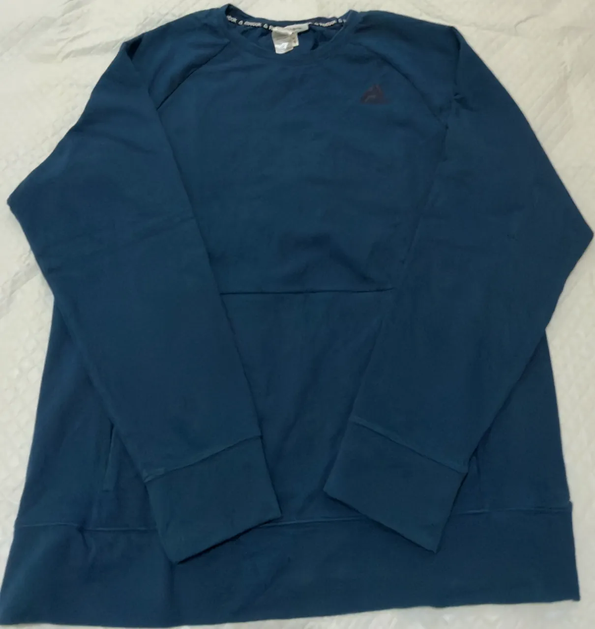 Buzo Reebok · Talle M