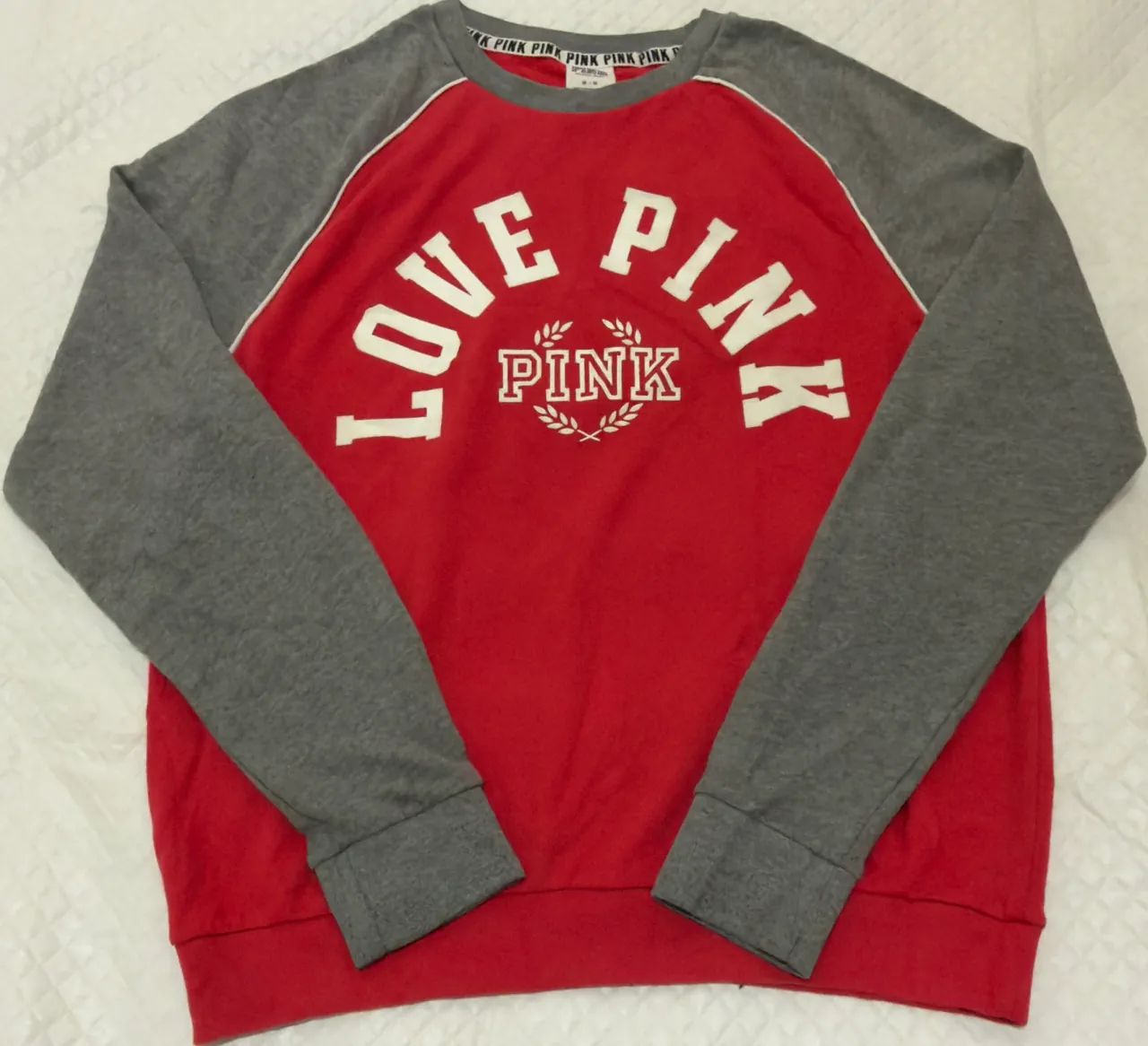 Buzo Victoria's Secret · Talle M