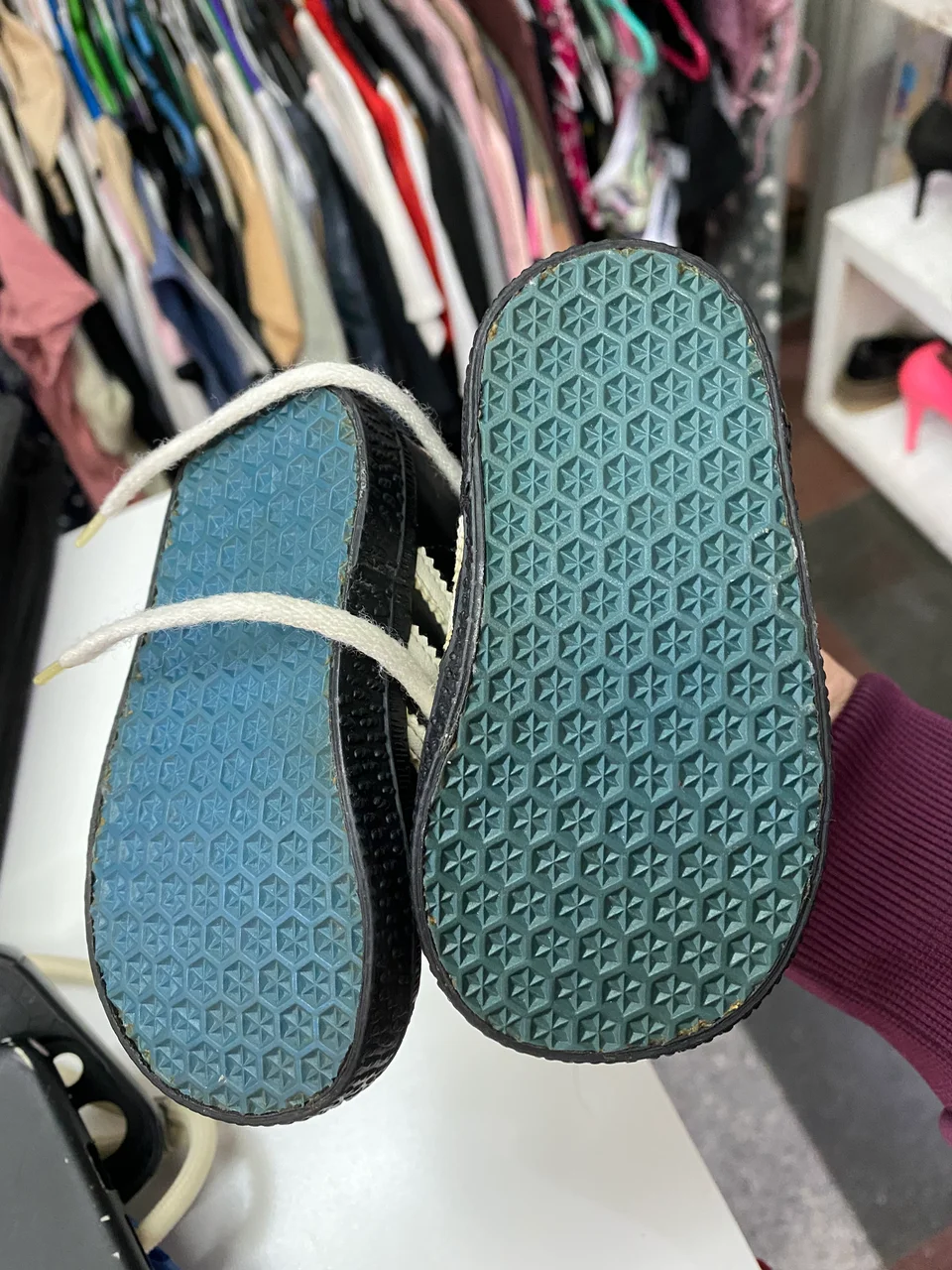 Zapatillas adidas - imagen 1