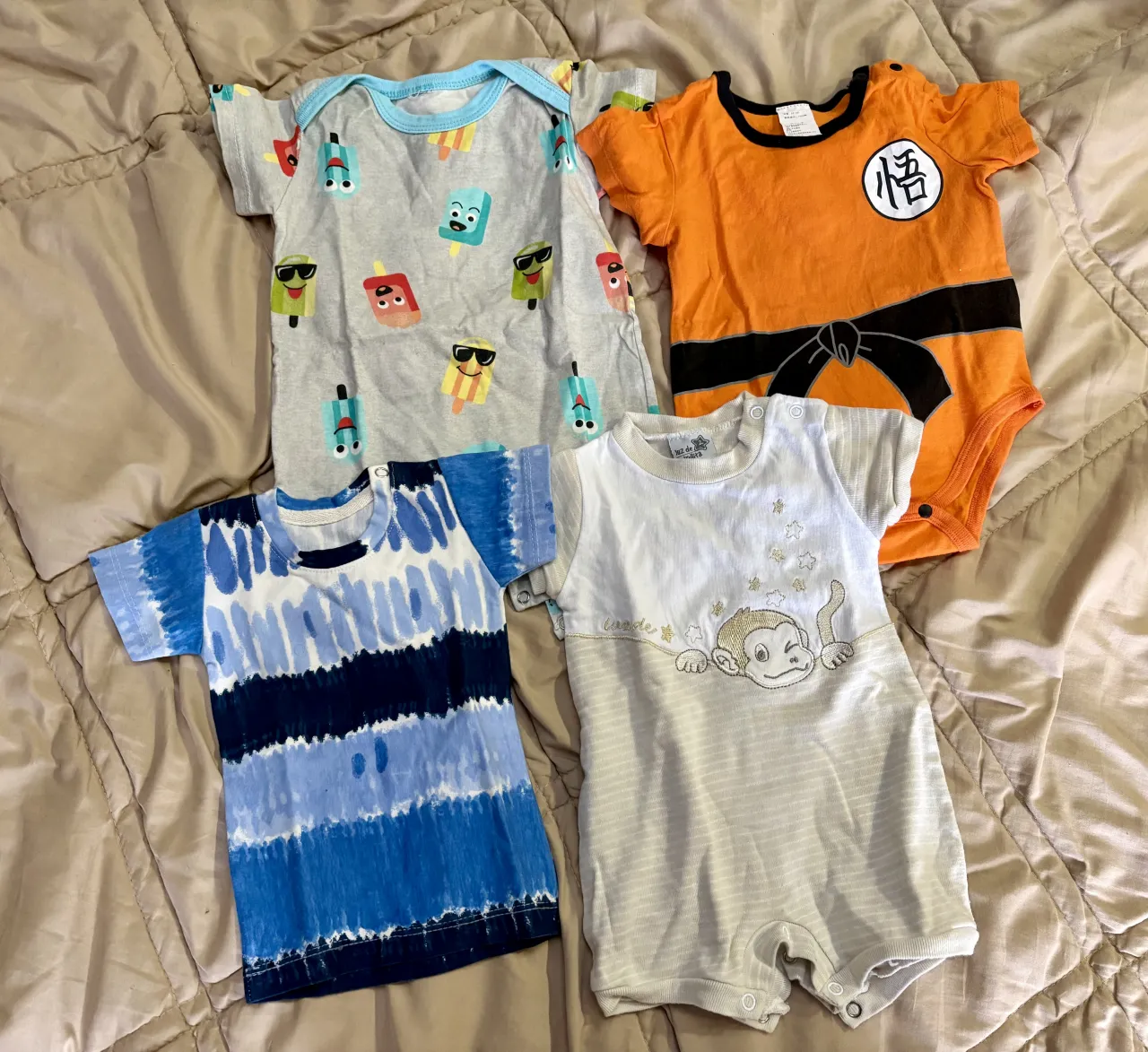 Body Luz de estrellita · Talle 3-6 meses / 62 cm