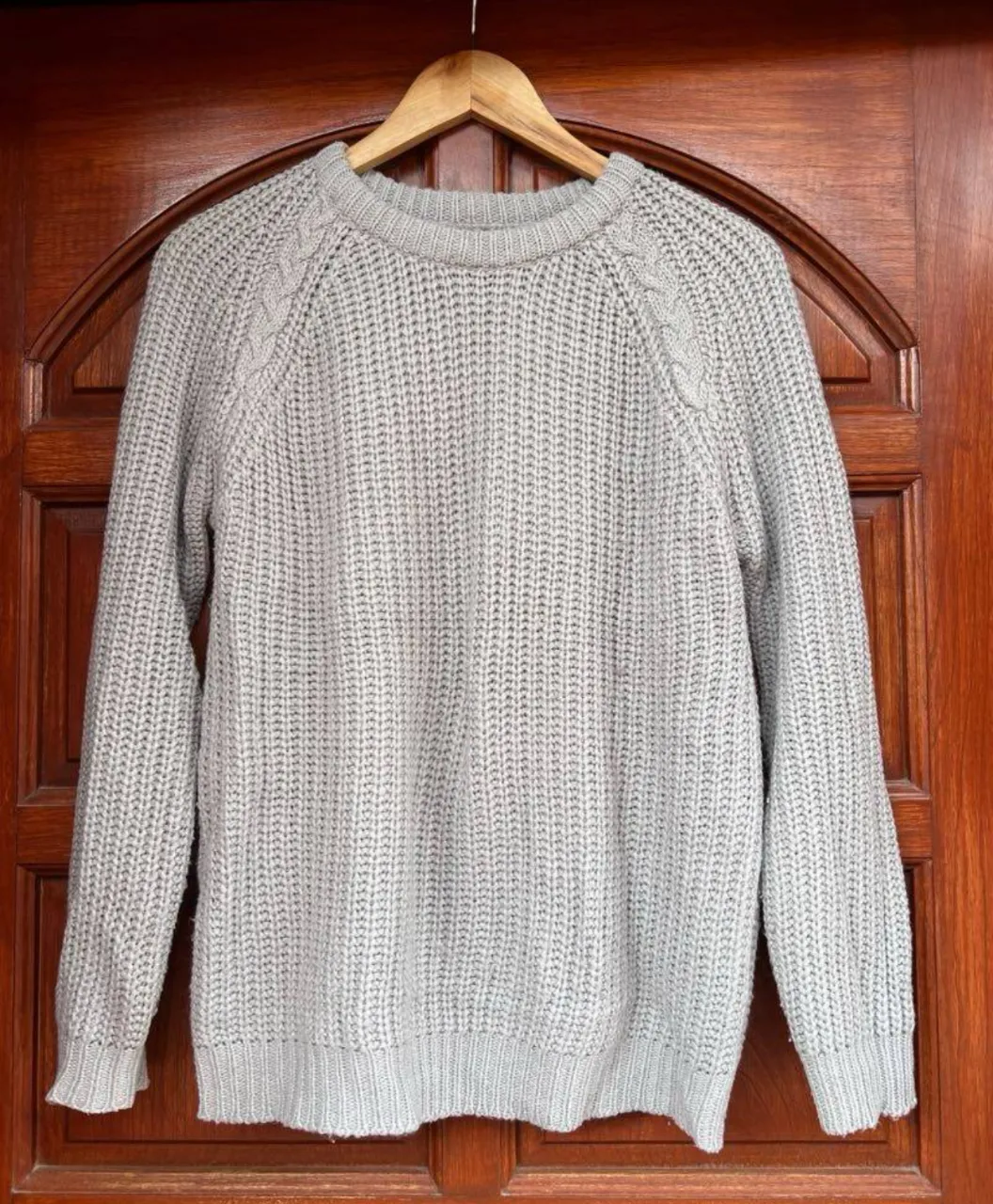 Sweater Otra · Talle L
