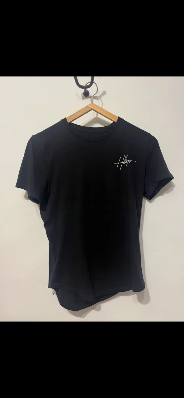 Remera Hollister · Talle XS