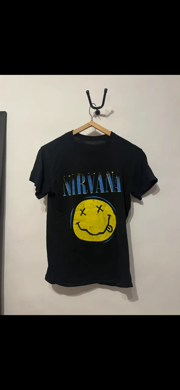 Remera Nirvana · Talle S