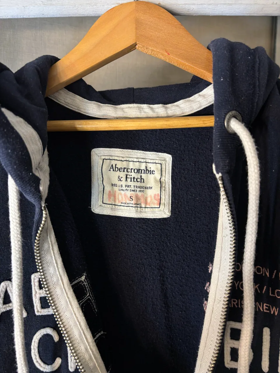 Buzo Abercrombie & Fitch - imagen 2