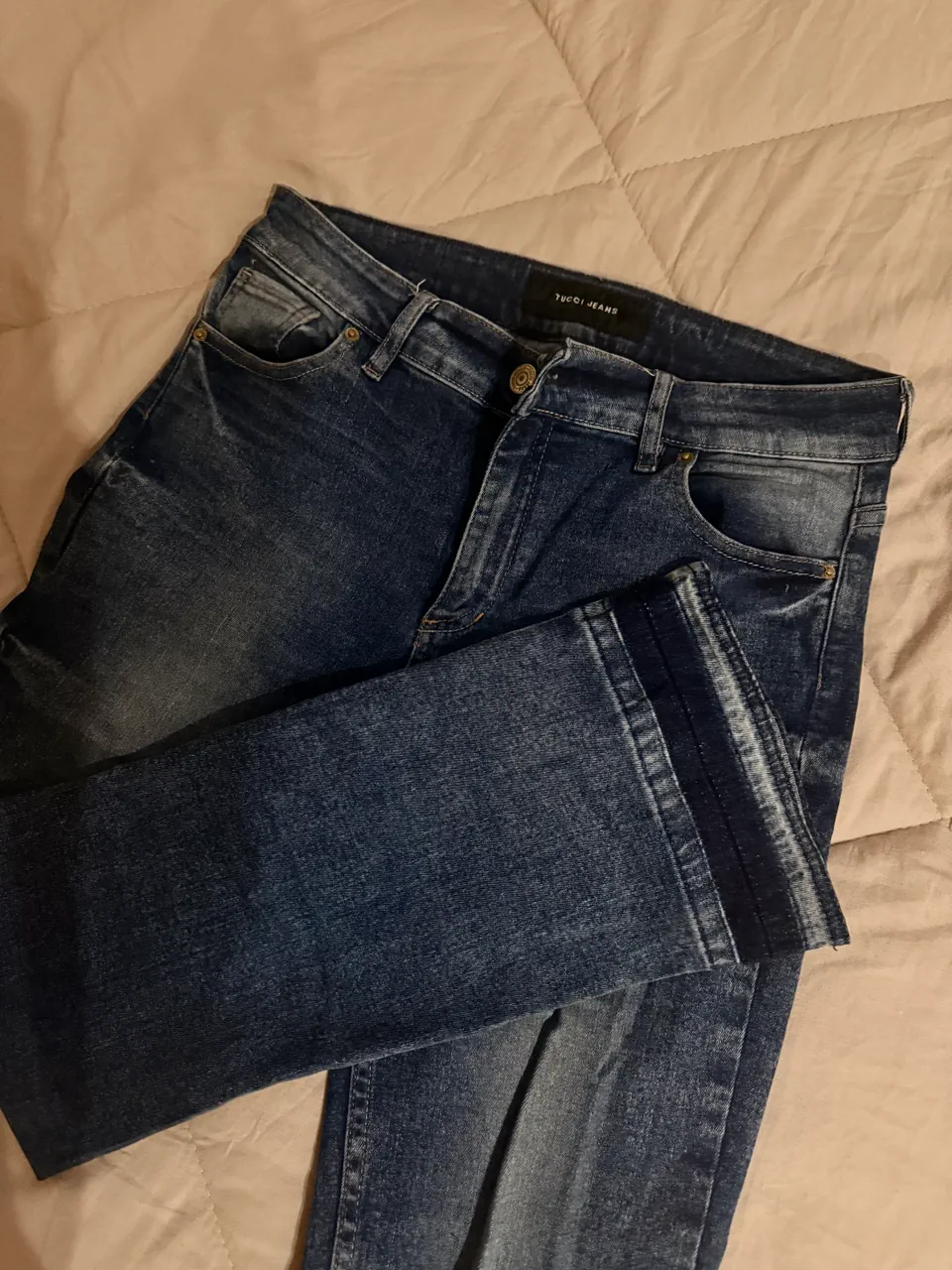Tucci · Talle US 28