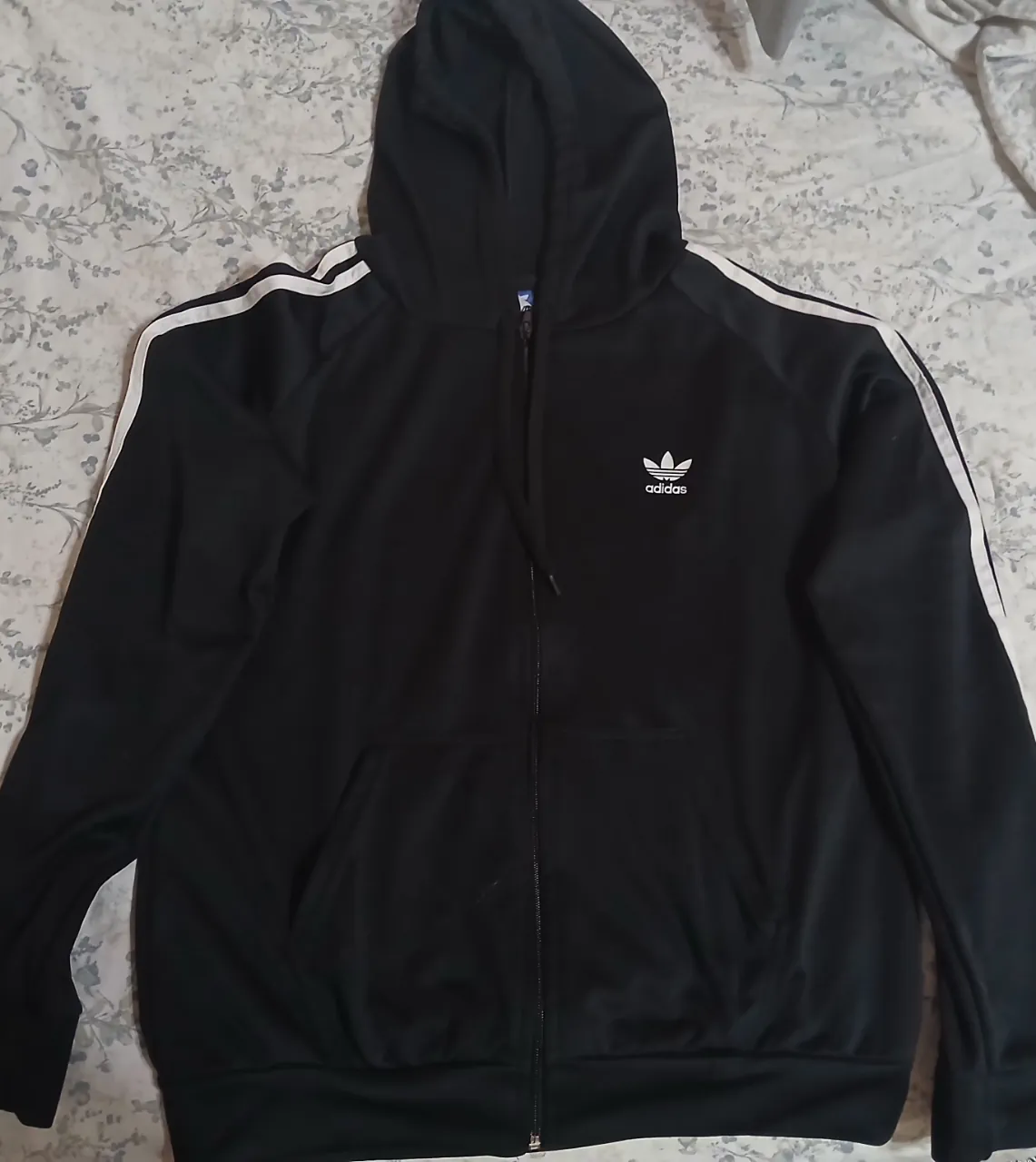 Adidas imitación · Talle XL