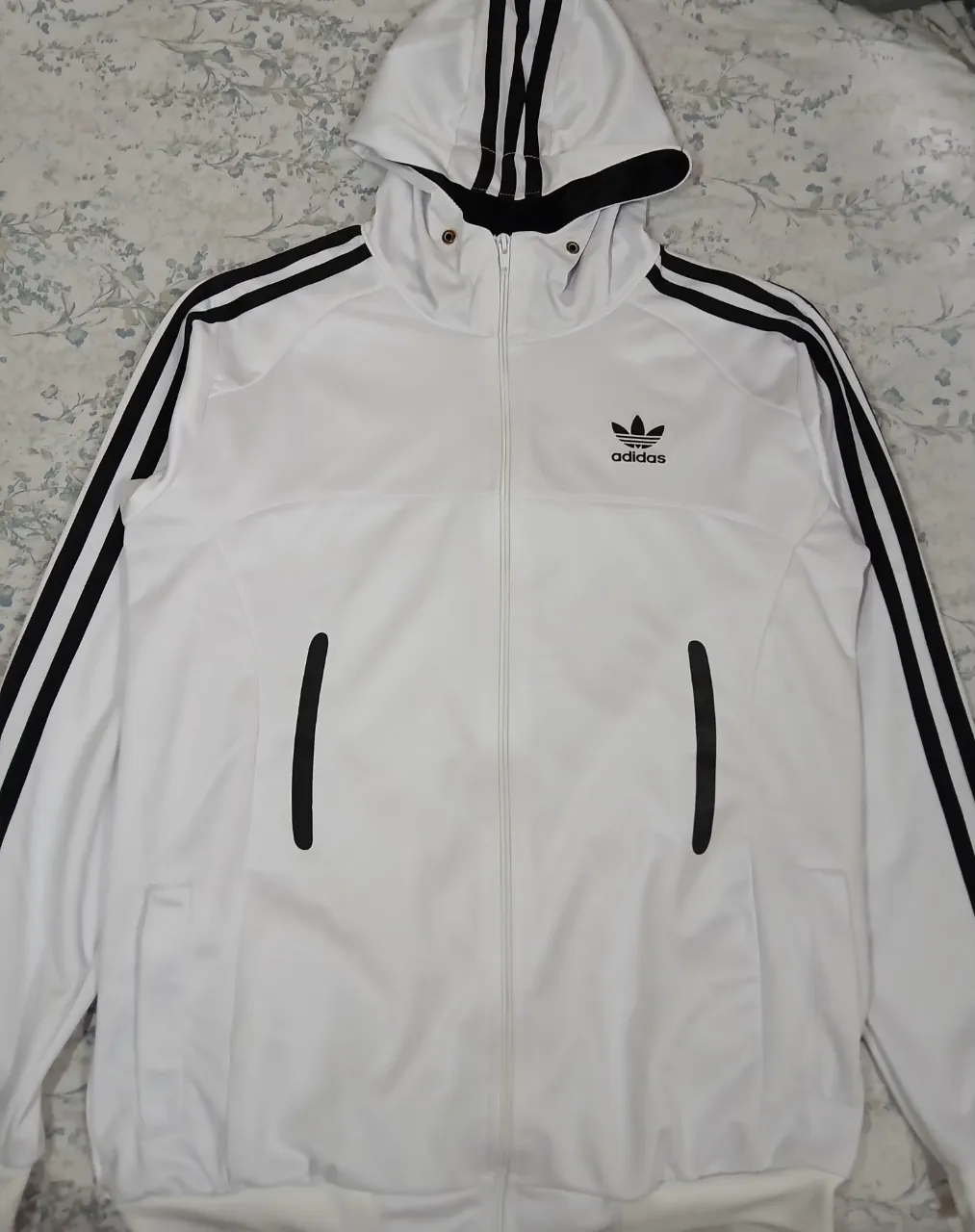 Adidas imitación · Talle XL