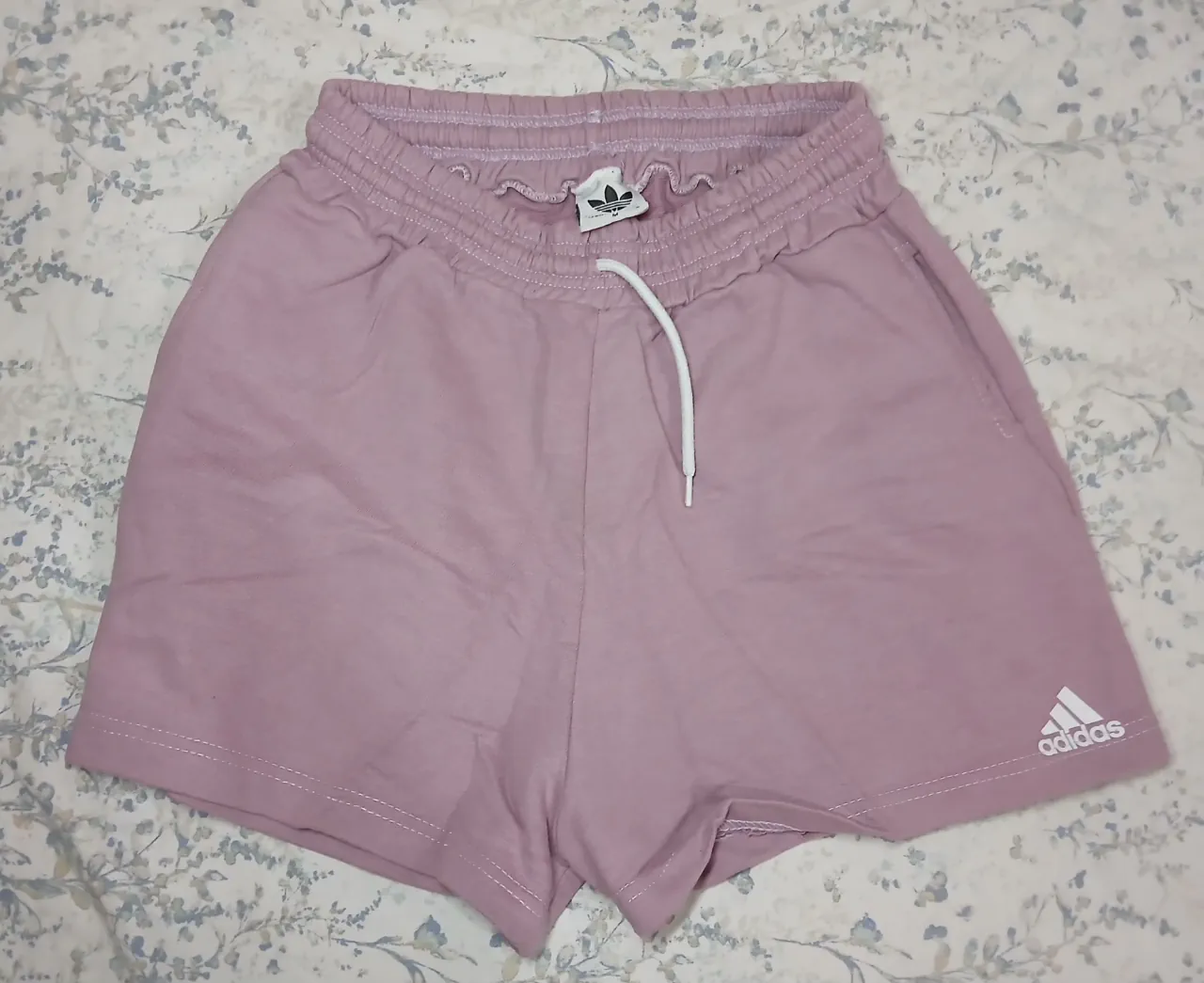Adidas imitación · Talle M