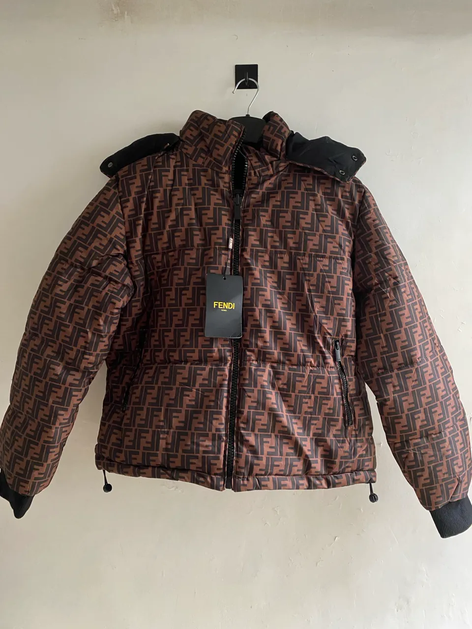 Campera Fendi - imagen 1