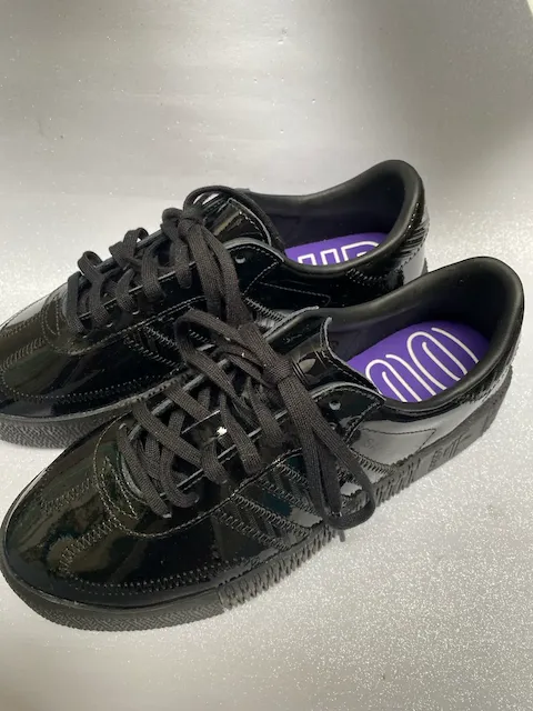 adidas · Talle AR 38