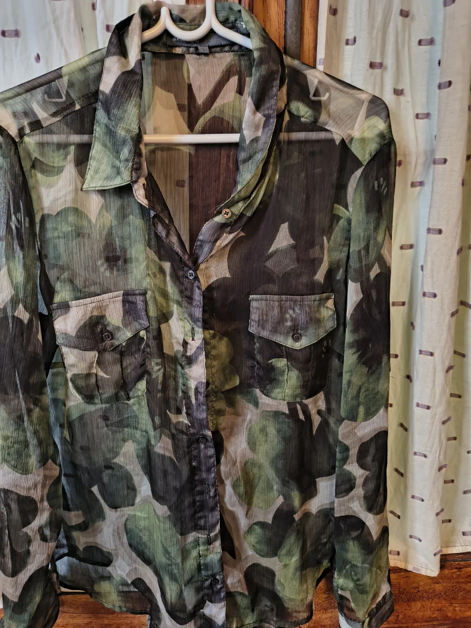 Camisa Basement · Talle L