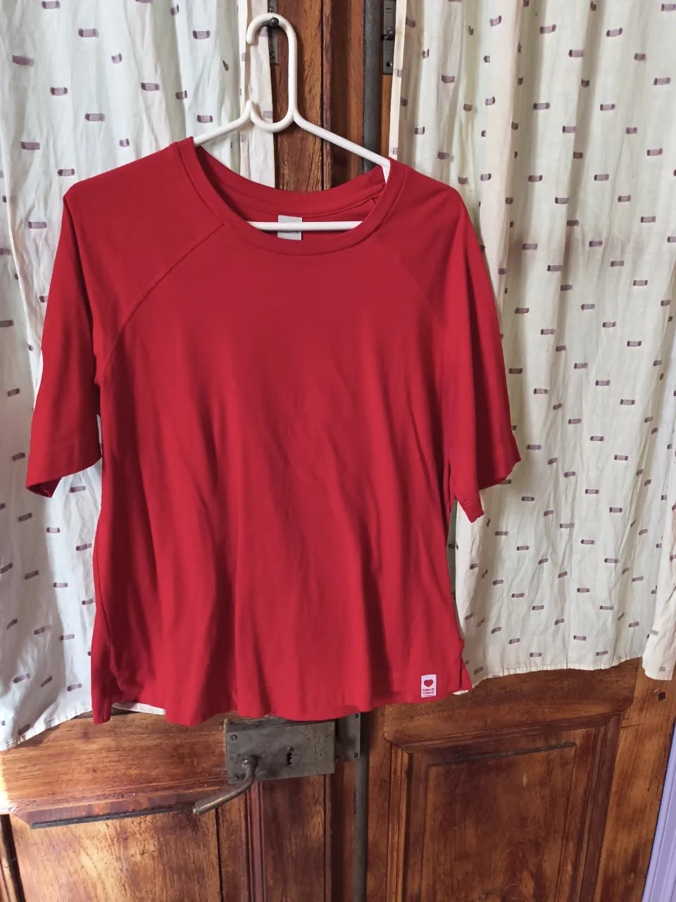 Remera Taverniti · Talle M
