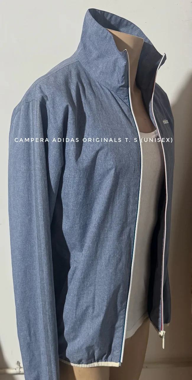 Rompeviento adidas · Talle S