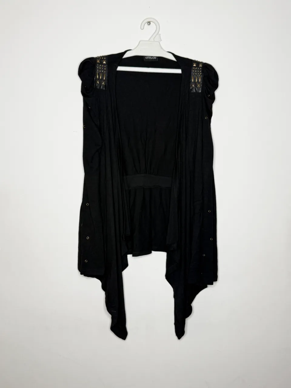 ATTITUDE · Talle M