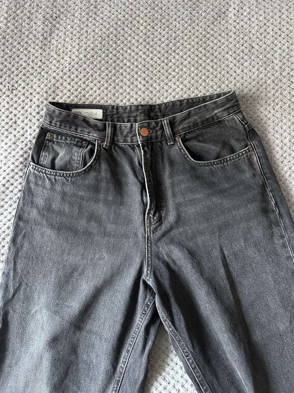 Zara · Talle EU 40