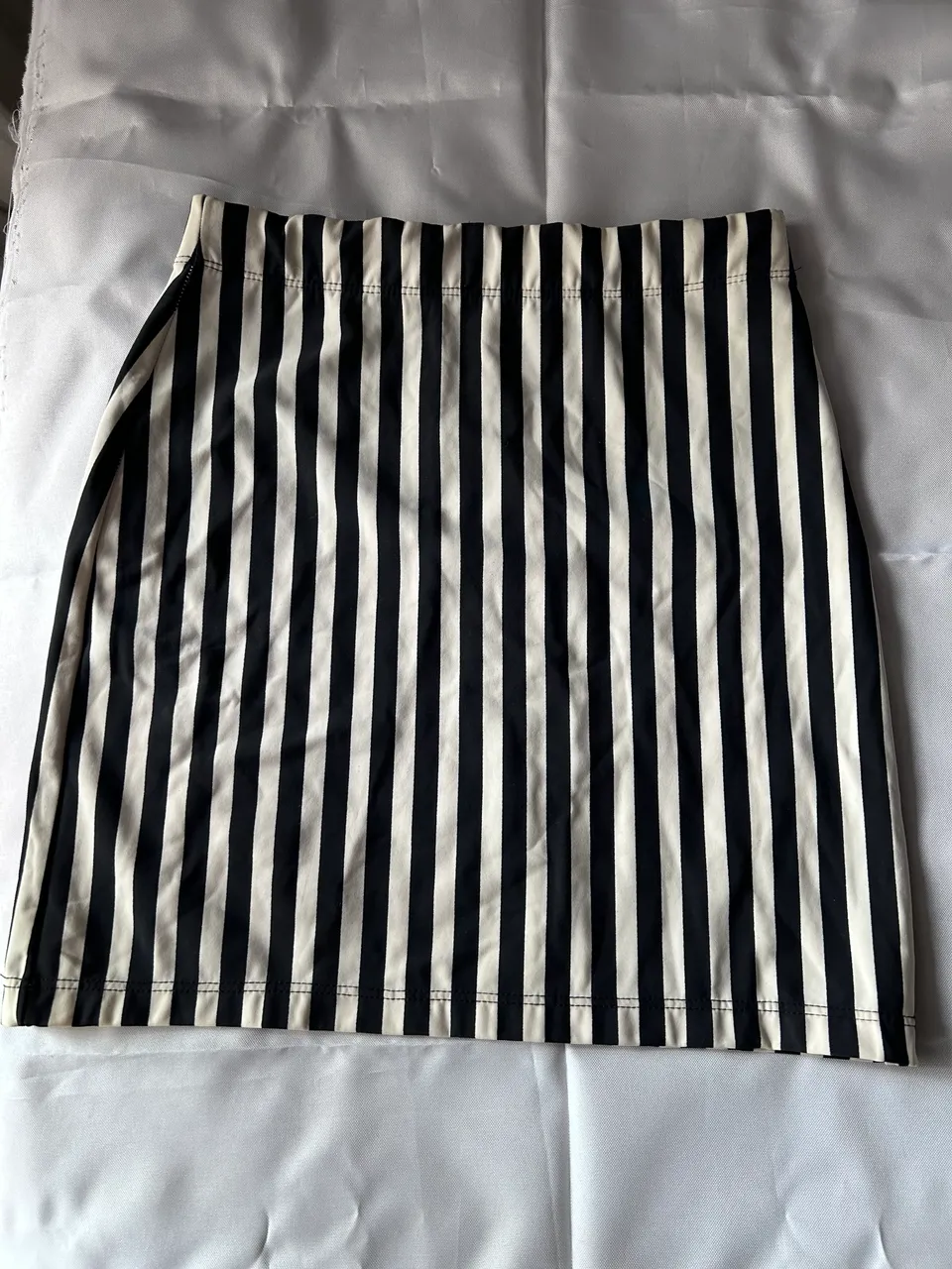 Minifalda A ≠ · Talle M