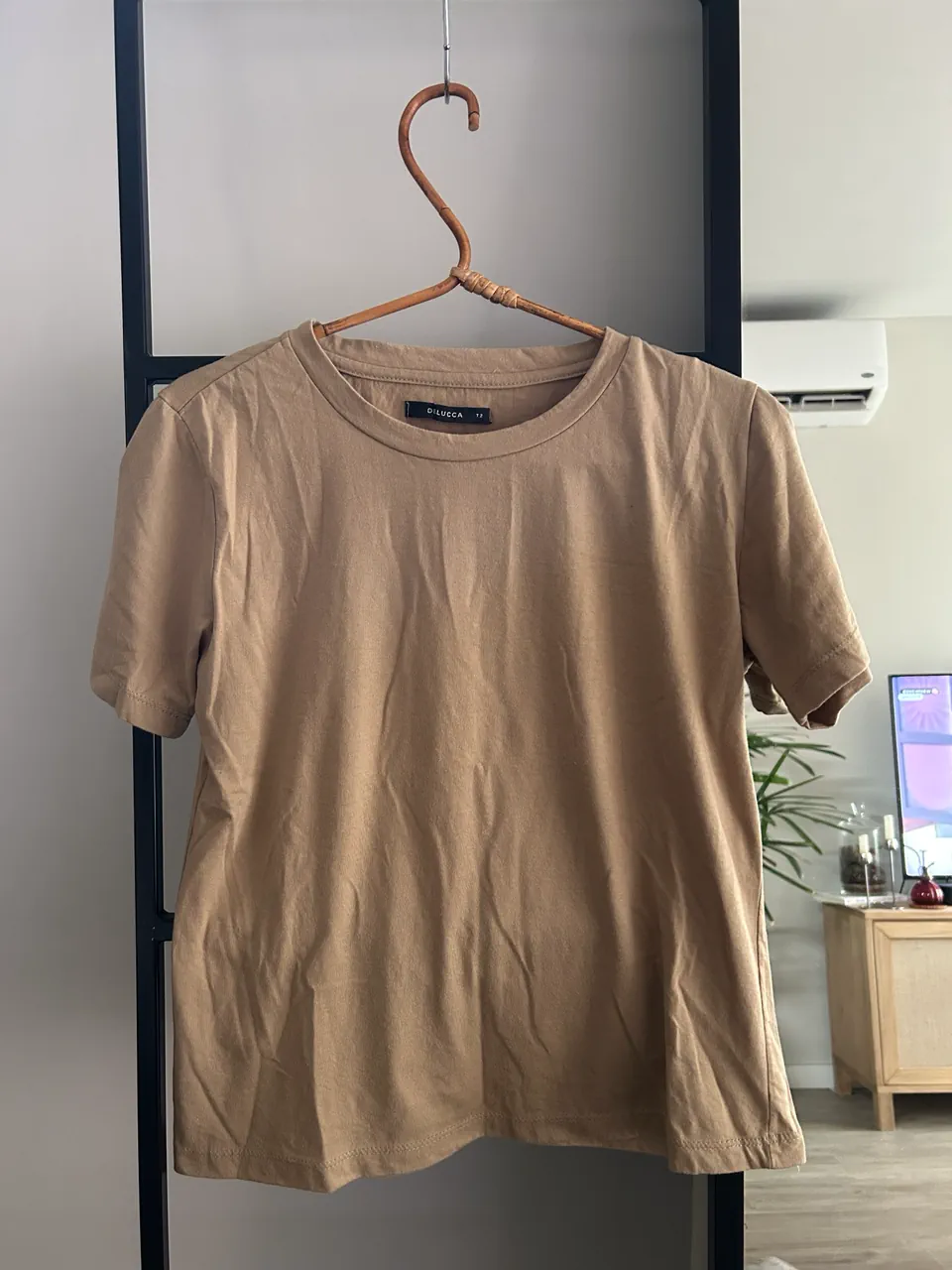 Remera Delucca · Talle 2