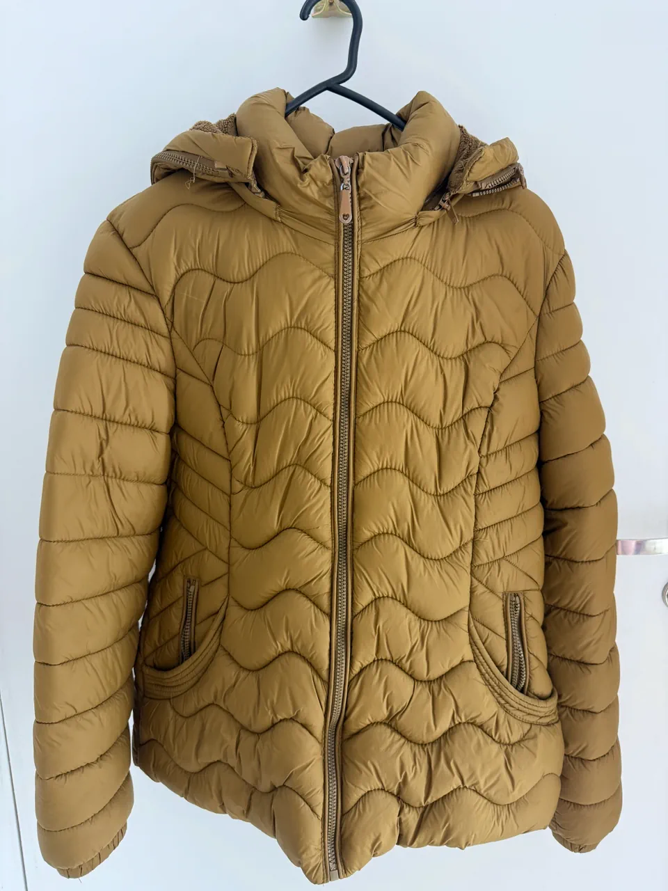 Campera No tiene exactamente la marca · Talle único