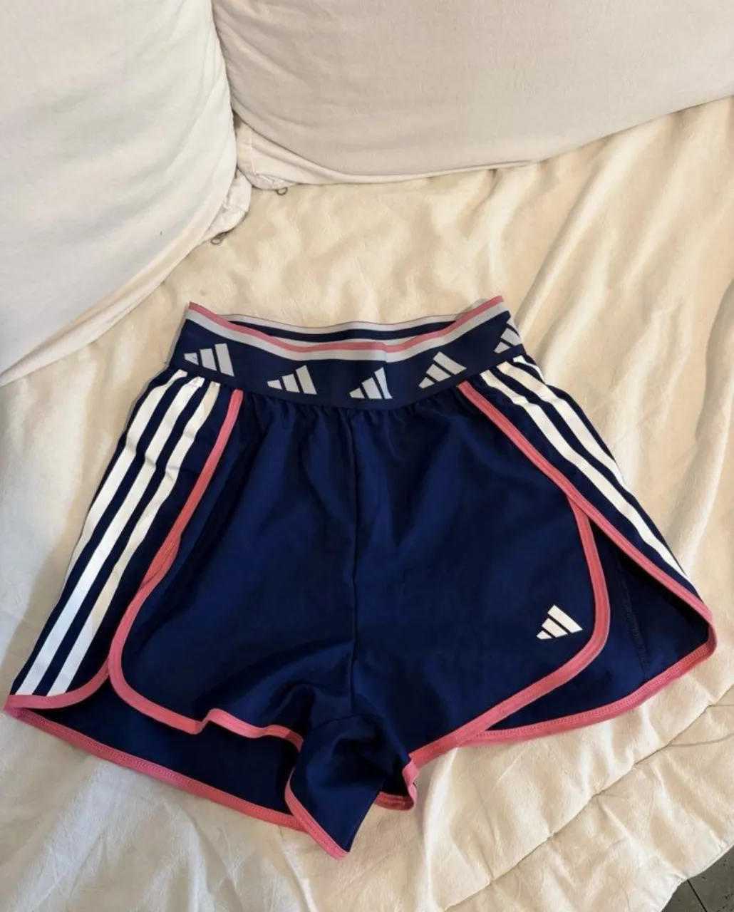 Short adidas - imagen 1