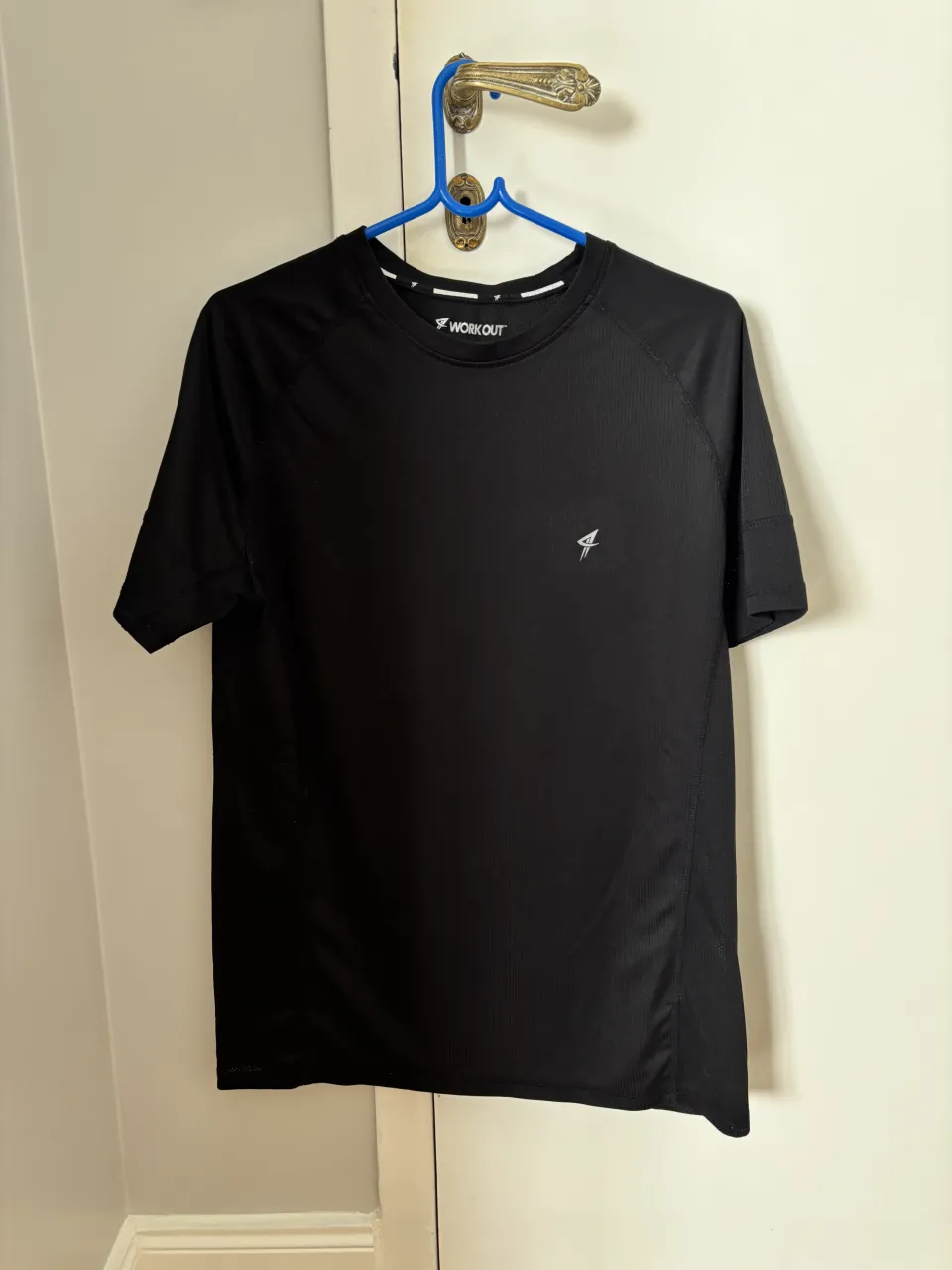 Remera Workout · Talle M