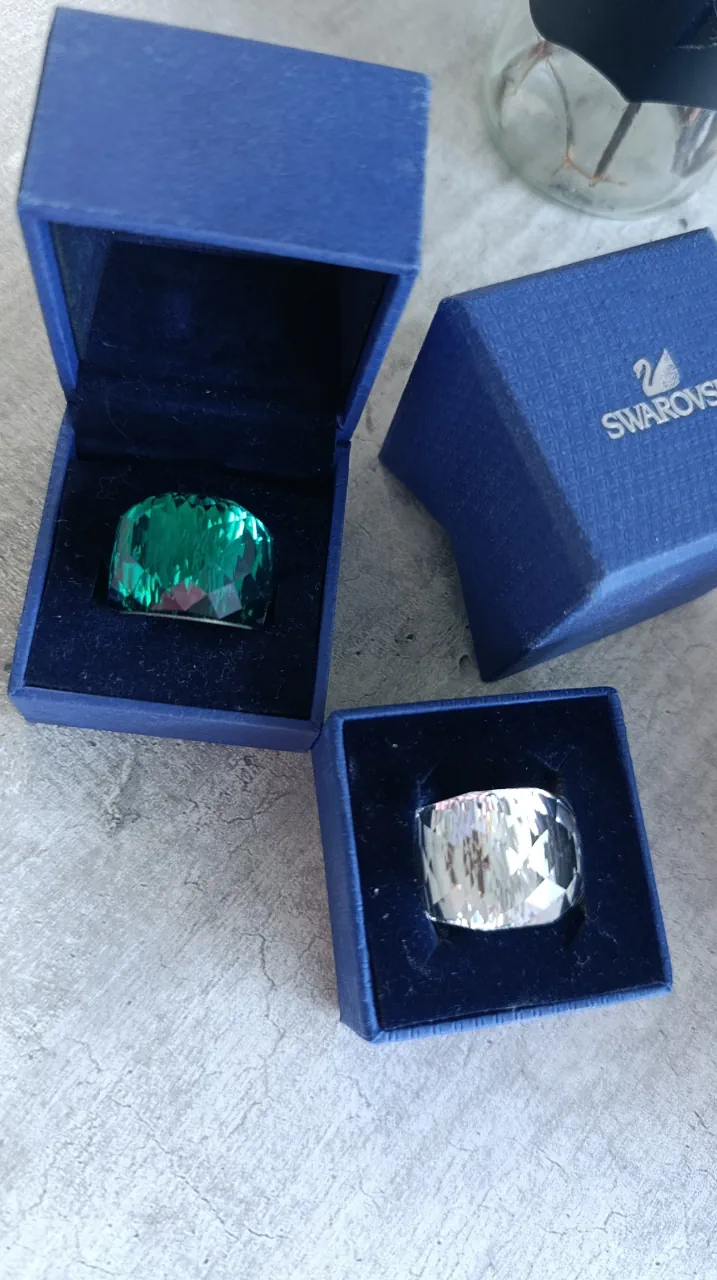 Anillo Swarovski - imagen 1