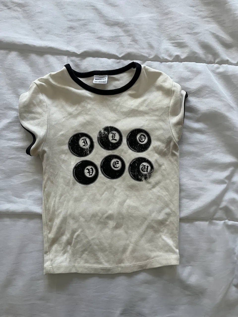 Remera Bershka · Talle S