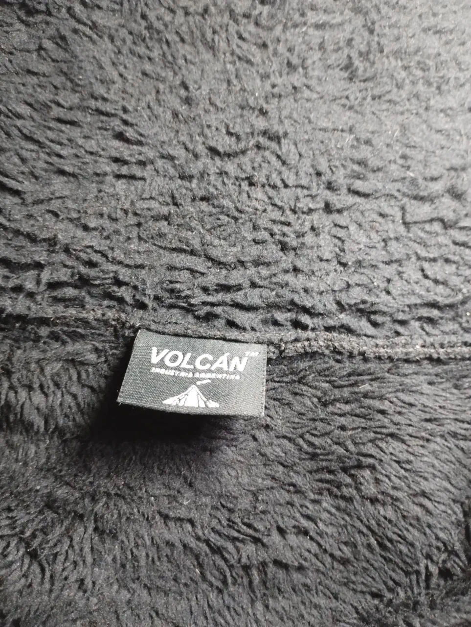 Buzo Volcan - imagen 6