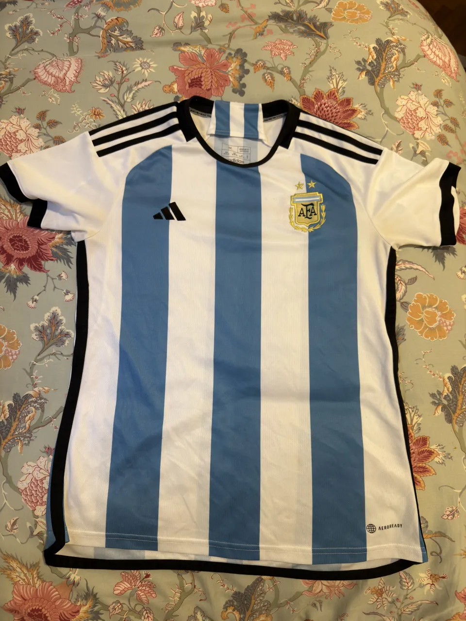 adidas · Talle M