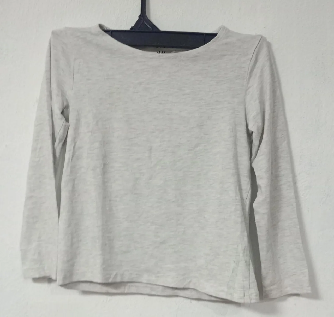 Remera H&M · Talle 6 años / 116 cm