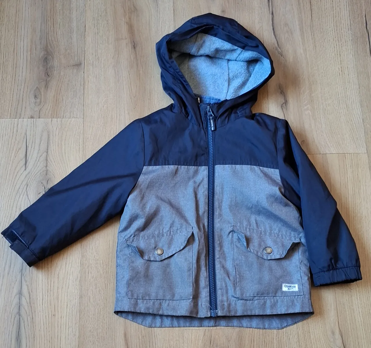 Campera de polar Oshkosh · Talle 4 años / 104 cm