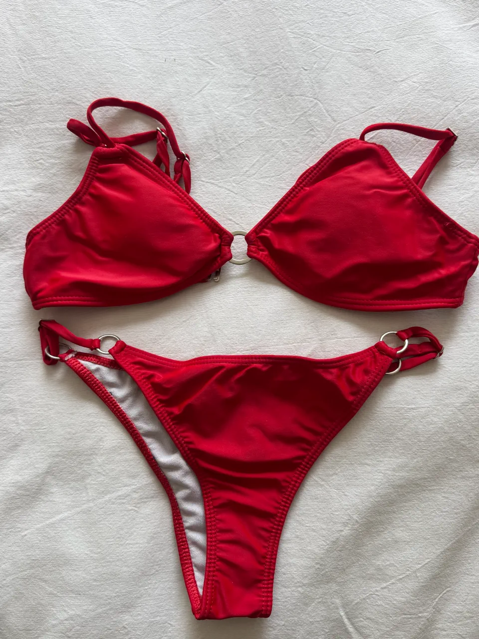 Bikini Baru - imagen 1