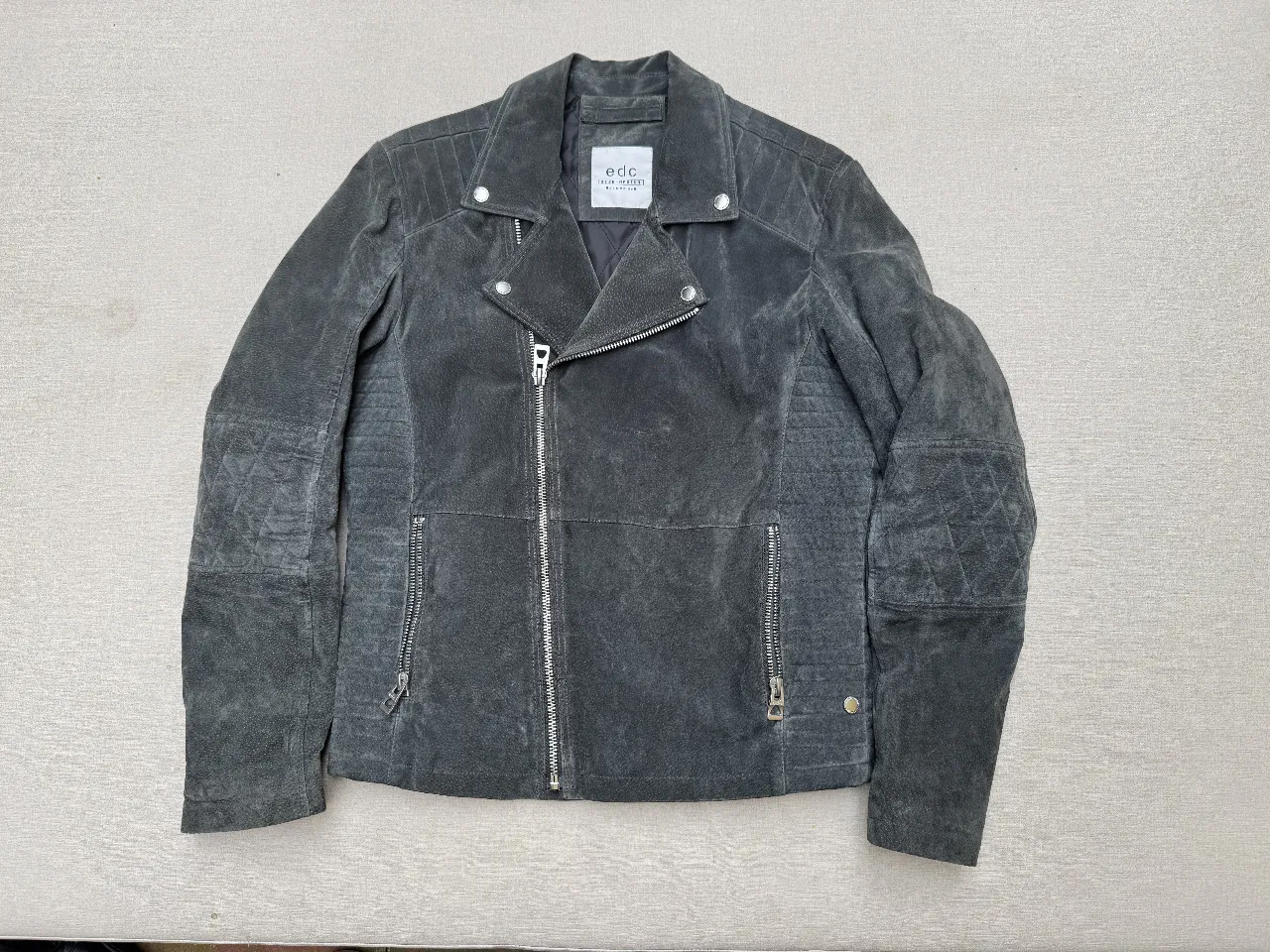 Campera EDC Brand - imagen 1
