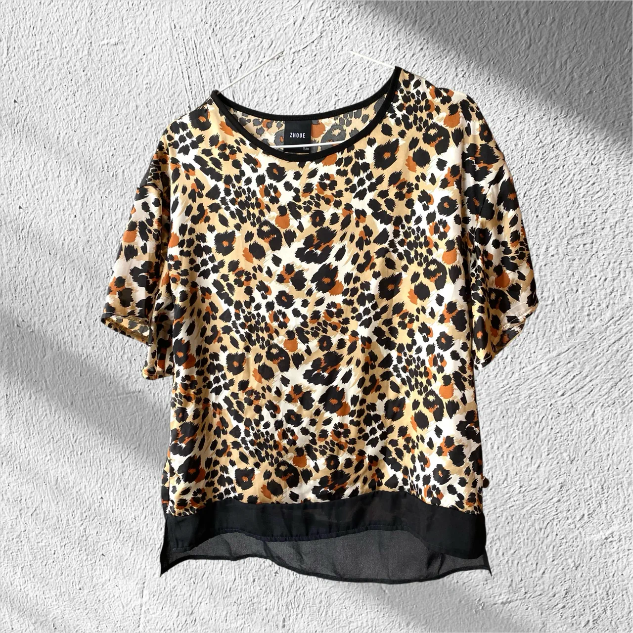 Remera Zhoue - imagen 1
