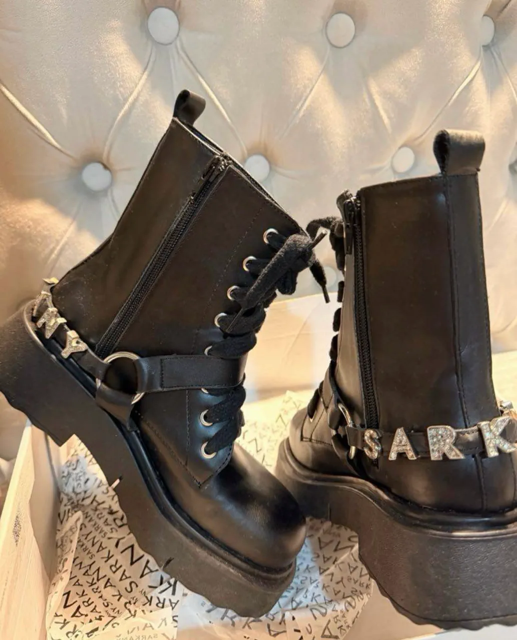 Borcegos Sarkany - imagen 1