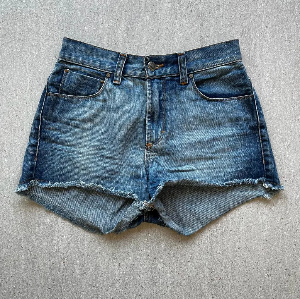 Short Akiabara · Talle XS