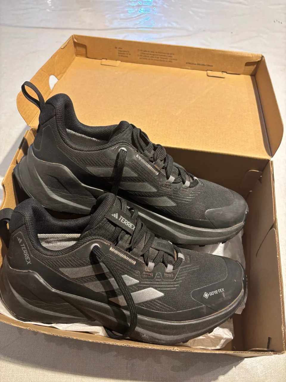 Zapatillas adidas - imagen 1