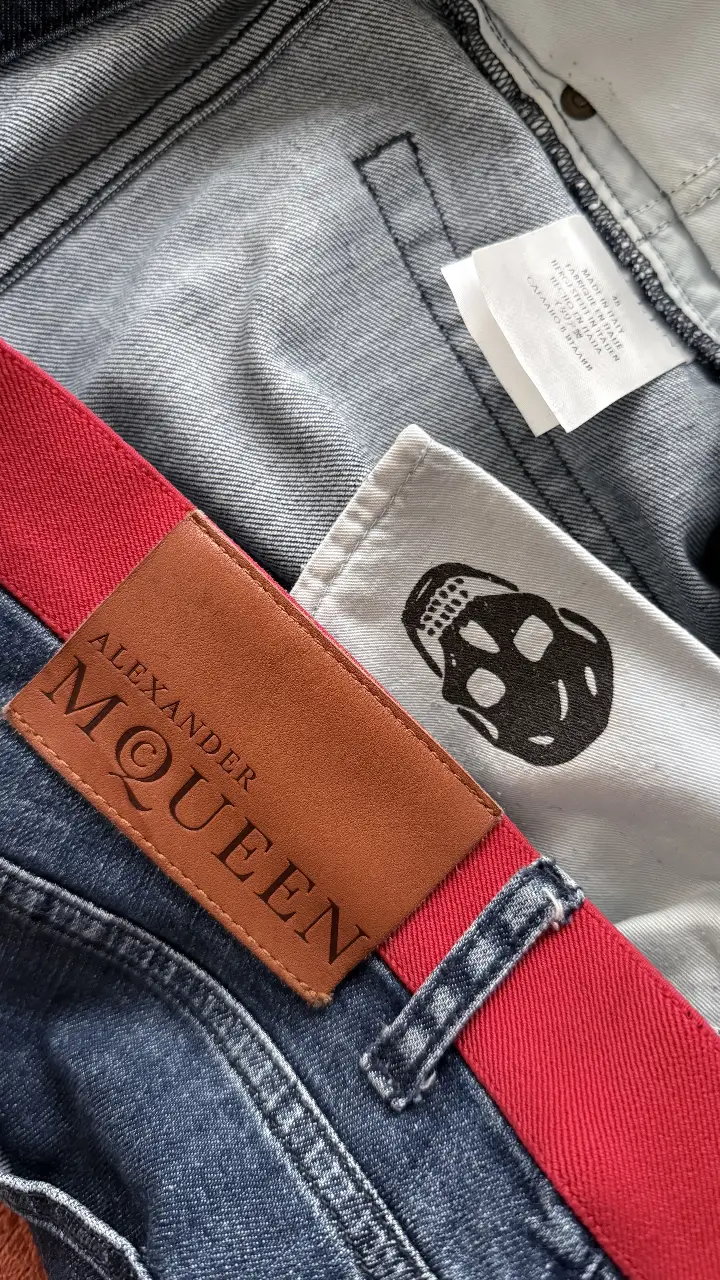 Jean Alexander McQueen · Talle EU 48