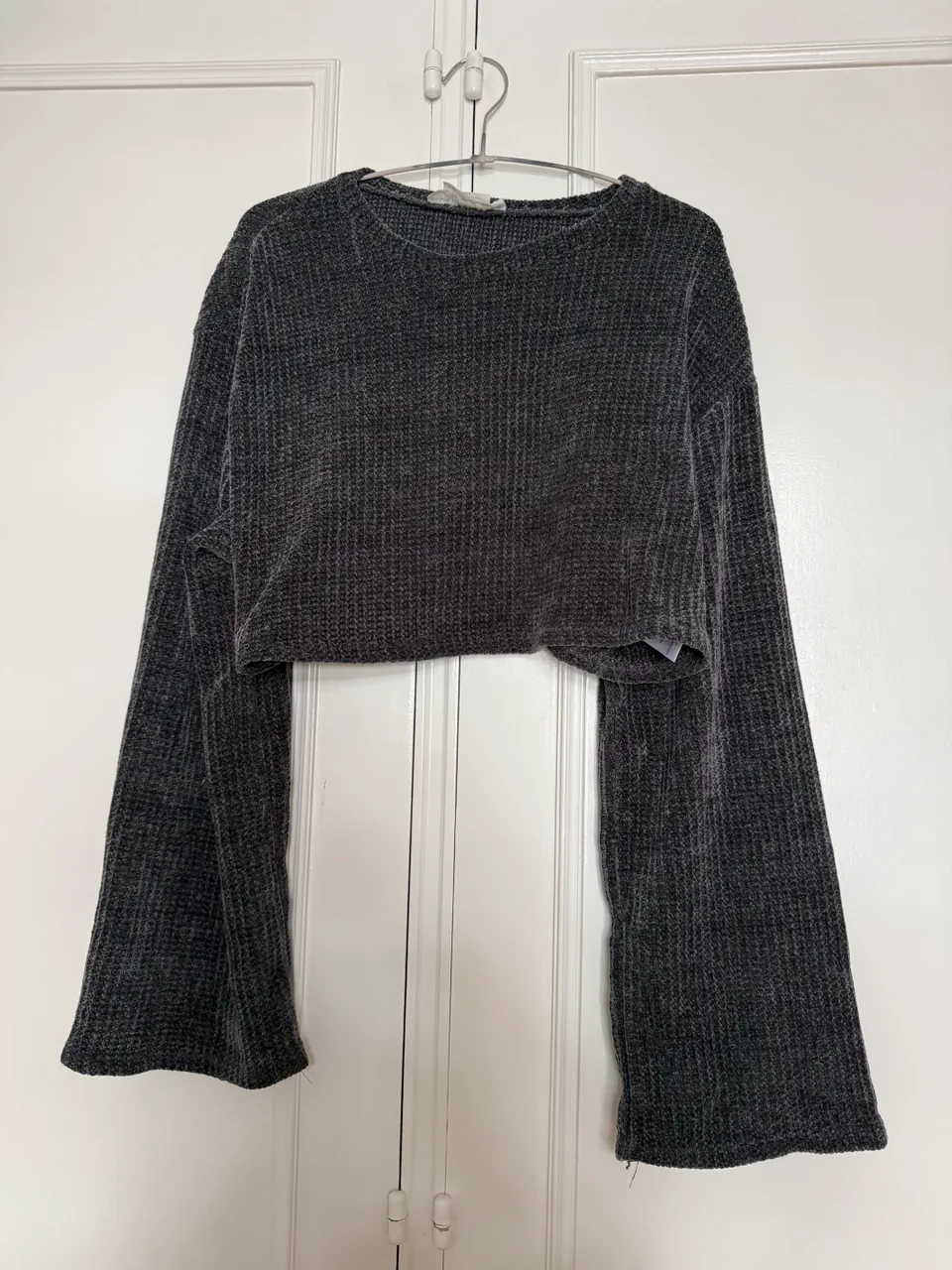 Sweater Urban Outfitters - imagen 1