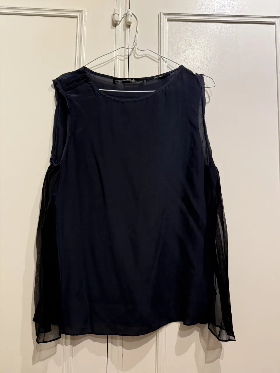 Musculosa AllSaints · Talle M