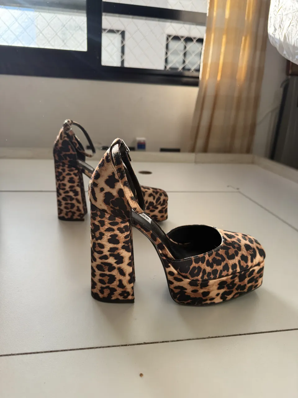Steve Madden · Talle AR 40